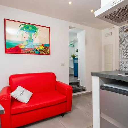 Aparo House - Al Centro Di Apartment
